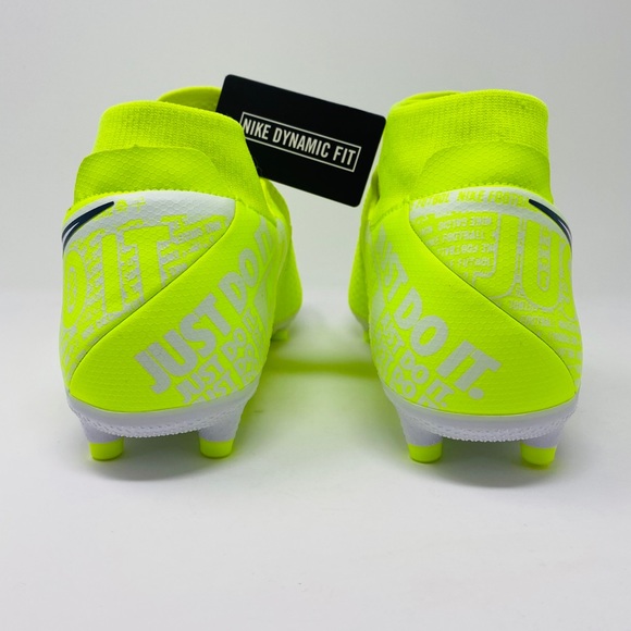 Nike Phantom VSN Academy DF FG Soccer Cleats - Picture 3 of 6